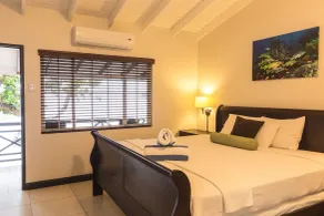 Blue Waters Inn - Room