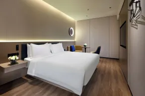 Jinglai Zhenxuan Shanghai Tongji Hospital Xincun Road Subway Station Hotel - Zimmer