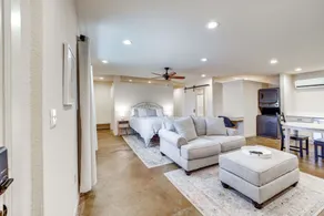 Central & Modern Studio w/ Workspace in Owasso! - Interior