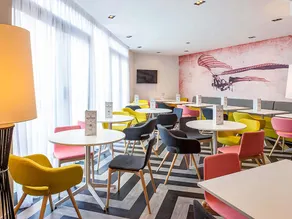 ibis Styles London Heathrow Airport - Restaurant