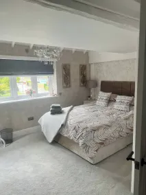 Staysolihull, Large Spacious Corner House, - Rom