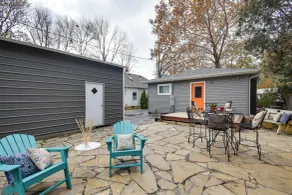 Eclectic Iowa City Cottage w/ Fire Pit! - Interiør