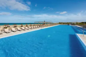 Hotel Riu Palace Boavista - All Inclusive - Pool