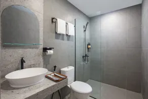 Casa de Lani Resort & Convention - Bathroom
