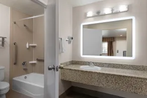 Travelodge by Wyndham Banning Casino and Outlet Mall - Salle de bain