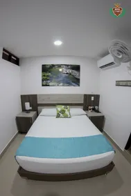 Hotel La Roca San Rafael - Chambre