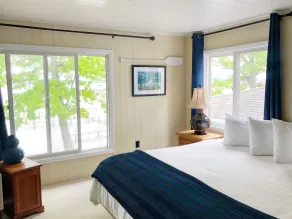 Churchill Pointe Inn - Room
