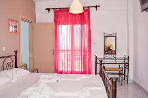 Ostria's House - Room