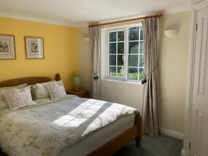 October House Holiday Cabin - Room