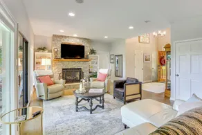 Golf, Hike & Explore: Blue Ridge Mtn Haven w/ Deck - Innvendig