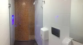 Europa Melbourne - Bathroom