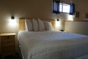 Woodside Old Towne Hotel - Room
