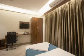 Monarch Guestline Magarpatta - Chambre