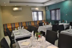 Tudor House Hotel - Restaurant