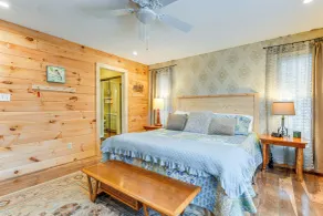 Family Friendly! Mtn Getaway in Maggie Valley - Innvendig