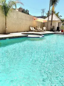 HOTEL BOUGAMBILIAS RESORT INN - Piscina
