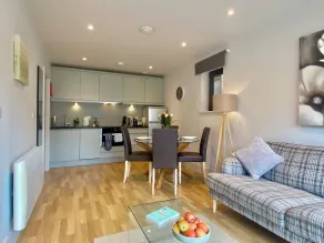 Your Space Apartments - Eden House - Spisning på værelset