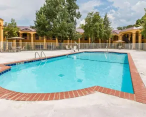 Econo Lodge Dalton West - Piscine