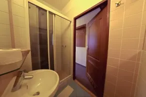 Hotel Alef - Bathroom