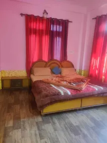 Suraj Guest House And Cafe - Rom