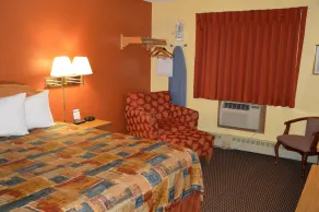 Burnsville Inn & Suites - Chambre