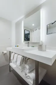 Radisson Hotel Phoenix Airport - Salle de bain
