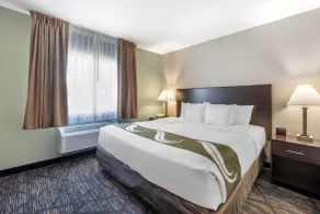 Quality Inn & Suites Lincoln North - Chambre