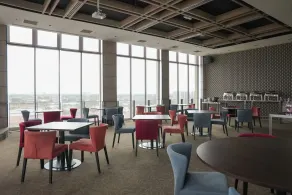Roxy Hotel 3rd Mile - Restaurant