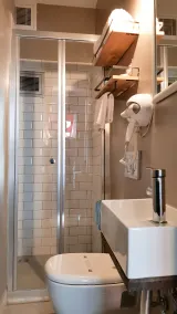 Casa Rosa Suites - Bathroom