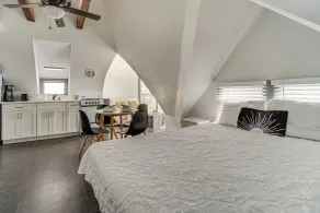 Charming Ocean City Apartment < 1 Mi to Boardwalk! - Intérieur