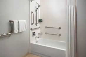 Courtyard by Marriott Fayetteville - Salle de bain