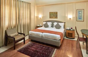 Astoria Hotel - Room