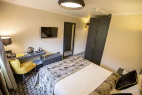 Denham Grove - Room