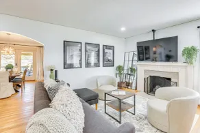 Walk to Amphitheater & Stadium: Home w/ Deck! - Interiør
