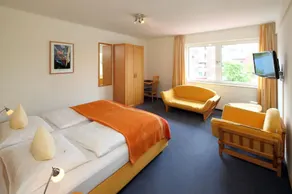 Hotel Am Segelhafen & Free Parking - Chambre