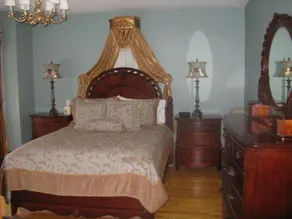 1897 Beekman House - Zimmer