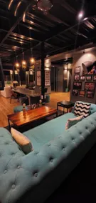 FF21-KDH - Lobby sitting area