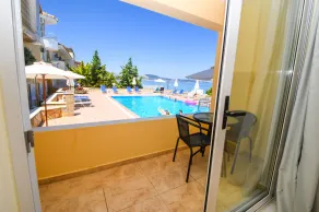 Nefeli Beach - living by the sea - Vista dalla camera