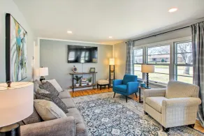 Emporia Family Home Near Downtown: Game Room! - Intérieur