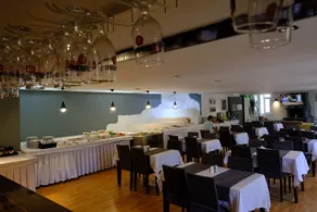 Esin Hotel - Restaurante