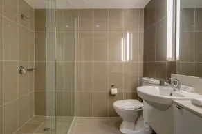 Mantra Collins Hotel - Bathroom