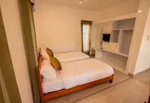 Shambala Resort - Camera