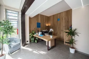 Blue Hotel - Reception
