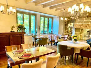Hôtel Restaurant du Plomb du Cantal - Restaurang