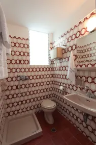 Apollon Apartments - Bathroom