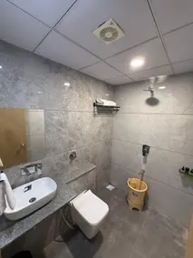 Hotel Krisha - Baño