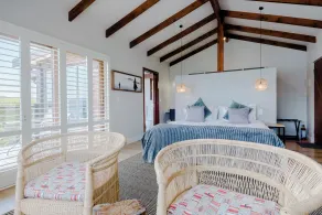 Elephant Hide of Knysna Guest Lodge - Room