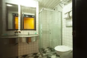 Balikcilar Hotel - Baño
