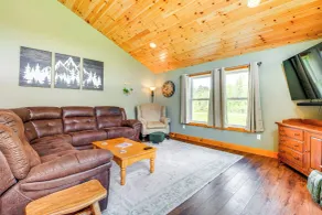 Mtn-view Home 6 Mi to Jay Peak Resort: Fish & Hike - Interiør