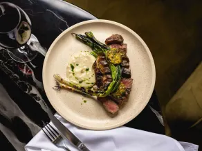 Mercure Brisbane Spring Hill - Restaurant